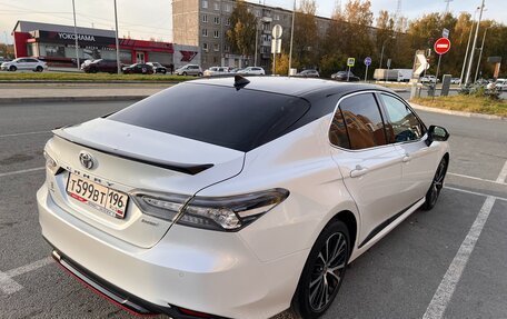 Toyota Camry, 2020 год, 3 550 000 рублей, 2 фотография