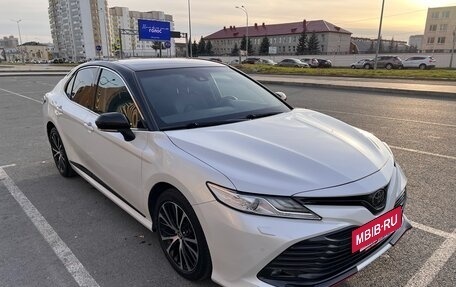 Toyota Camry, 2020 год, 3 550 000 рублей, 3 фотография