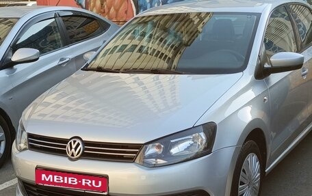 Volkswagen Polo VI (EU Market), 2011 год, 810 000 рублей, 1 фотография