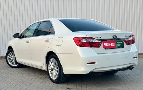 Toyota Camry, 2013 год, 1 700 000 рублей, 10 фотография