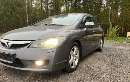 Honda Civic VIII, 2011 год, 990 000 рублей, 2 фотография