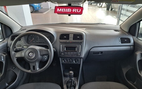 Volkswagen Polo VI (EU Market), 2013 год, 732 000 рублей, 14 фотография