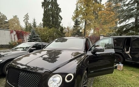 Bentley Bentayga I, 2018 год, 13 800 000 рублей, 8 фотография