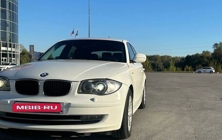 BMW 1 серия, 2011 год, 950 000 рублей, 3 фотография