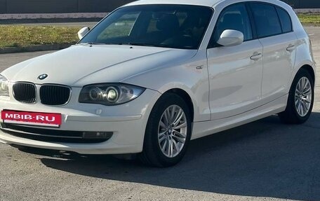 BMW 1 серия, 2011 год, 950 000 рублей, 7 фотография