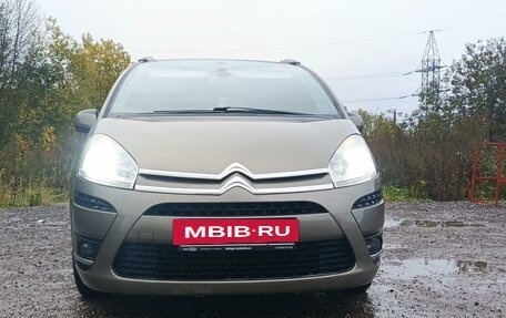 Citroen C4 Picasso II рестайлинг, 2012 год, 850 000 рублей, 2 фотография