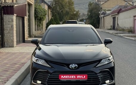 Toyota Camry, 2021 год, 4 000 000 рублей, 3 фотография