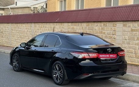 Toyota Camry, 2021 год, 4 000 000 рублей, 11 фотография