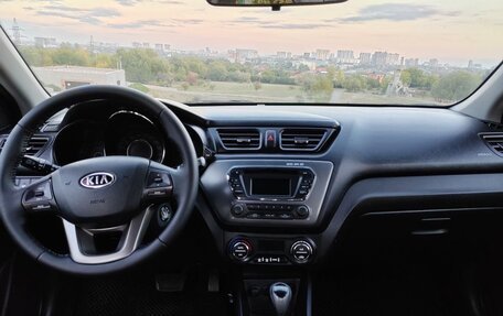 KIA Rio III рестайлинг, 2011 год, 910 000 рублей, 23 фотография