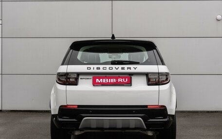 Land Rover Discovery Sport I рестайлинг, 2024 год, 7 399 000 рублей, 4 фотография