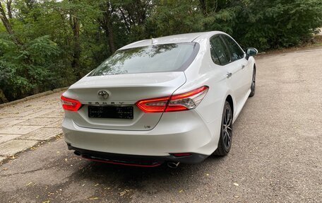 Toyota Camry, 2018 год, 3 100 000 рублей, 10 фотография