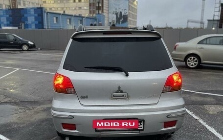 Mitsubishi Outlander III рестайлинг 3, 2003 год, 560 000 рублей, 6 фотография