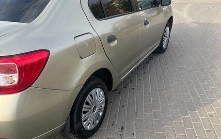 Renault Logan II, 2015 год, 690 000 рублей, 5 фотография