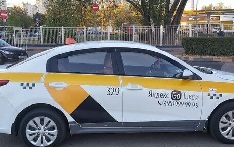 KIA Rio IV, 2018 год, 820 000 рублей, 9 фотография