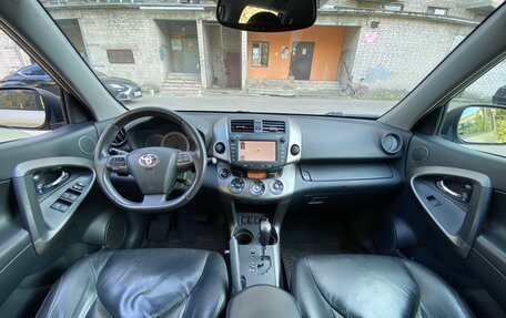 Toyota RAV4, 2011 год, 1 700 000 рублей, 5 фотография