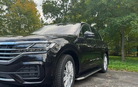 Volkswagen Touareg III, 2018 год, 5 950 000 рублей, 11 фотография