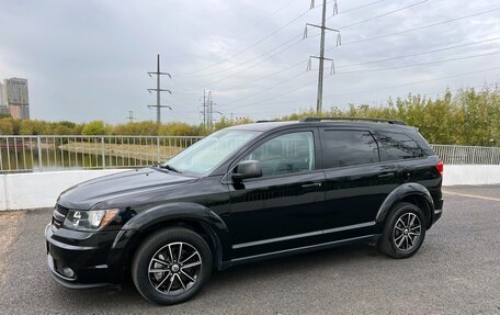 Dodge Journey I, 2017 год, 1 799 000 рублей, 2 фотография