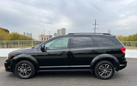 Dodge Journey I, 2017 год, 1 799 000 рублей, 3 фотография