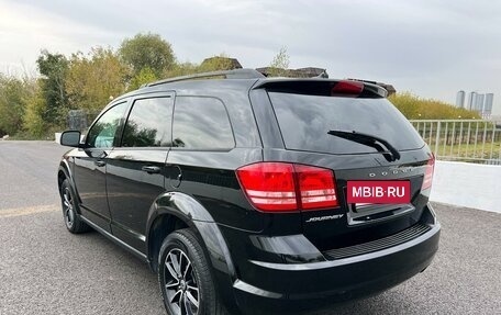 Dodge Journey I, 2017 год, 1 799 000 рублей, 9 фотография