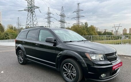 Dodge Journey I, 2017 год, 1 799 000 рублей, 5 фотография