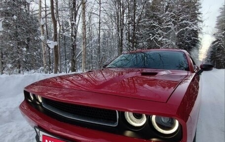 Dodge Challenger III рестайлинг 2, 2012 год, 2 600 000 рублей, 17 фотография