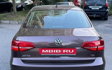 Volkswagen Jetta VI, 2015 год, 1 350 000 рублей, 4 фотография