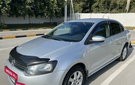 Volkswagen Polo VI (EU Market), 2014 год, 1 050 000 рублей, 2 фотография