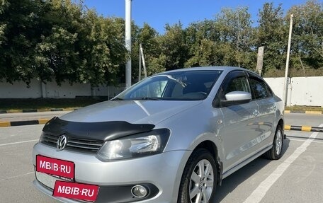 Volkswagen Polo VI (EU Market), 2014 год, 1 050 000 рублей, 1 фотография