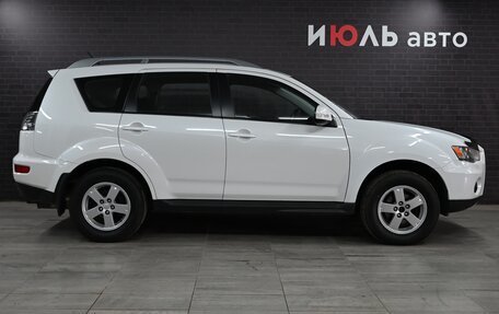 Mitsubishi Outlander III рестайлинг 3, 2010 год, 1 260 000 рублей, 9 фотография