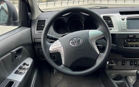 Toyota Hilux VII, 2012 год, 2 650 000 рублей, 26 фотография