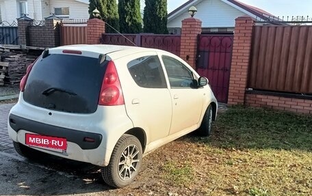 Peugeot 107 I рестайлинг, 2011 год, 450 000 рублей, 5 фотография