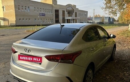 Hyundai Solaris II рестайлинг, 2021 год, 1 500 000 рублей, 9 фотография