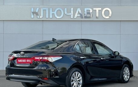 Toyota Camry, 2020 год, 3 379 000 рублей, 5 фотография