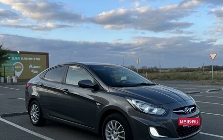 Hyundai Solaris II рестайлинг, 2013 год, 1 080 000 рублей, 9 фотография