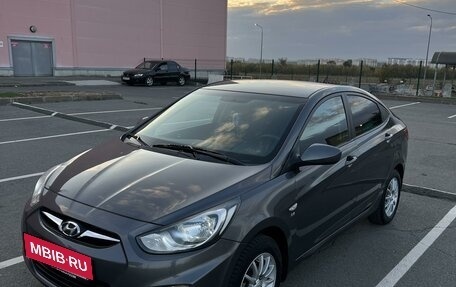 Hyundai Solaris II рестайлинг, 2013 год, 1 080 000 рублей, 7 фотография