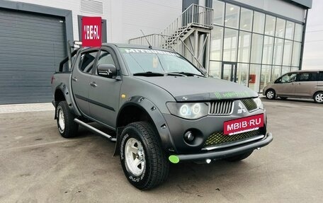 Mitsubishi L200 IV рестайлинг, 2008 год, 1 829 000 рублей, 8 фотография