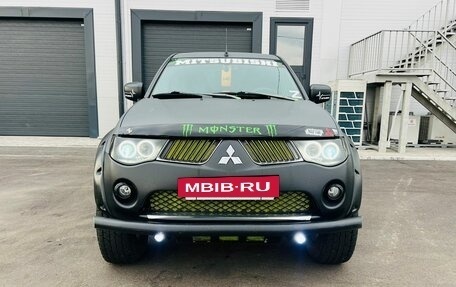 Mitsubishi L200 IV рестайлинг, 2008 год, 1 829 000 рублей, 9 фотография