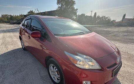 Toyota Prius, 2010 год, 700 000 рублей, 2 фотография