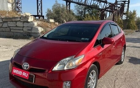 Toyota Prius, 2010 год, 700 000 рублей, 9 фотография