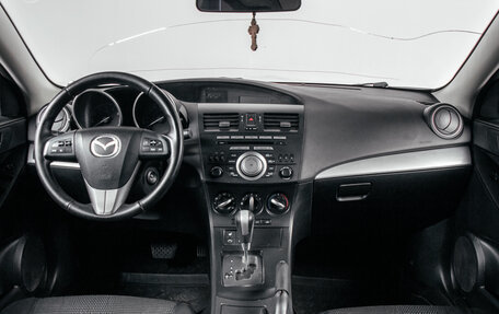 Mazda 3, 2012 год, 1 069 200 рублей, 15 фотография