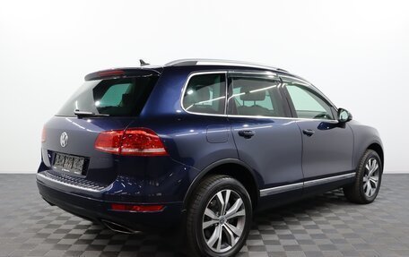 Volkswagen Touareg III, 2011 год, 2 699 000 рублей, 3 фотография