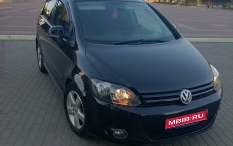 Volkswagen Golf Plus II, 2011 год, 880 000 рублей, 1 фотография