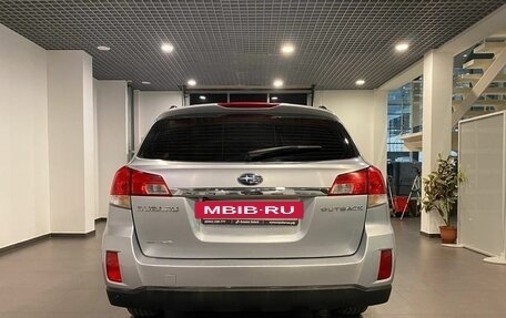 Subaru Outback IV рестайлинг, 2012 год, 1 340 000 рублей, 4 фотография