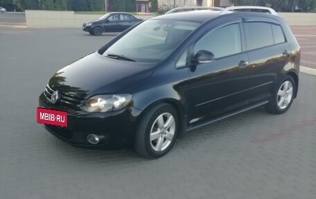 Volkswagen Golf Plus II, 2011 год, 880 000 рублей, 5 фотография