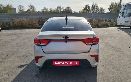 KIA Rio IV, 2017 год, 1 400 000 рублей, 2 фотография