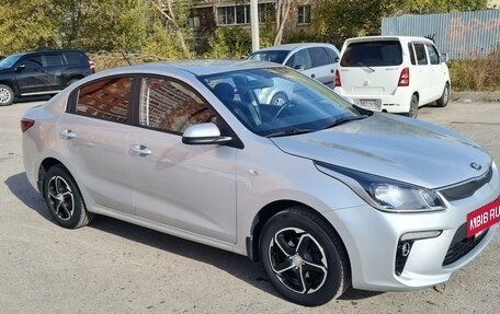 KIA Rio IV, 2017 год, 1 400 000 рублей, 4 фотография