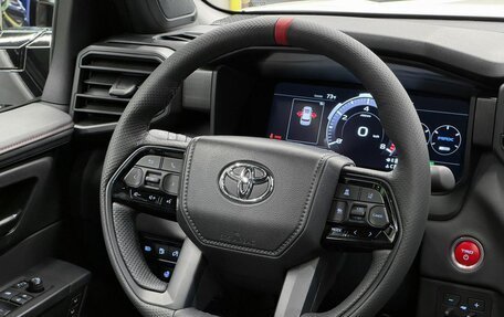 Toyota Sequoia, 2024 год, 16 200 000 рублей, 11 фотография