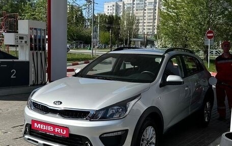 KIA Rio IV, 2020 год, 1 810 000 рублей, 2 фотография