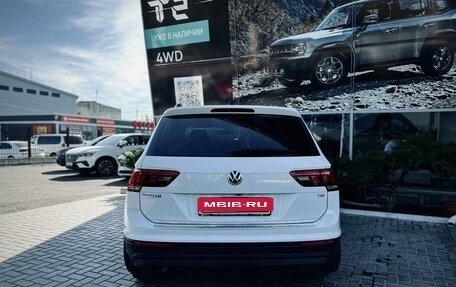 Volkswagen Tiguan II, 2017 год, 2 175 000 рублей, 4 фотография