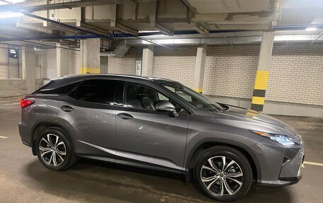 Lexus RX IV рестайлинг, 2019 год, 5 700 000 рублей, 2 фотография